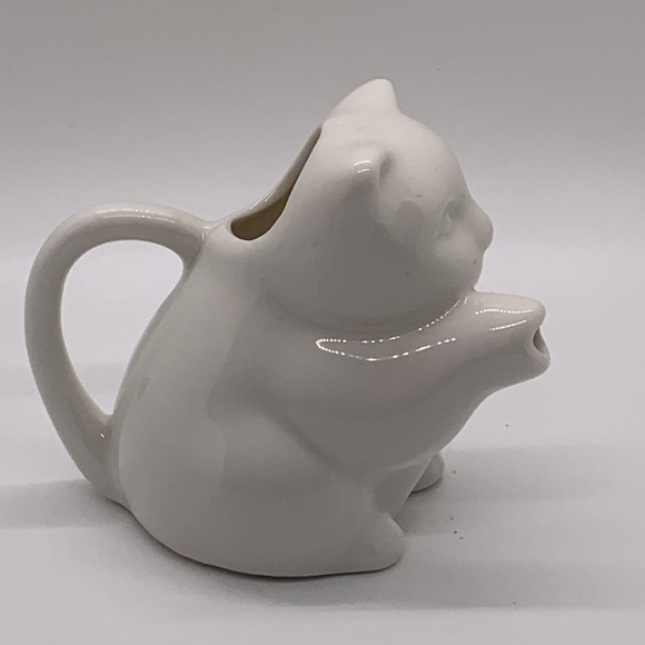 TWO’S COMPANY Single Serve Creamer Cat! - Picture 3 of 6